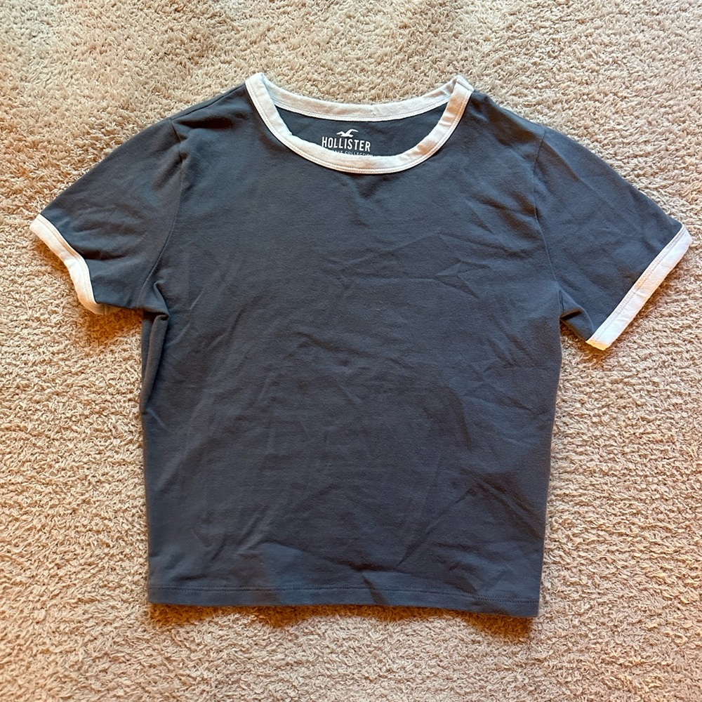 Hollister Cropped Baby Tee